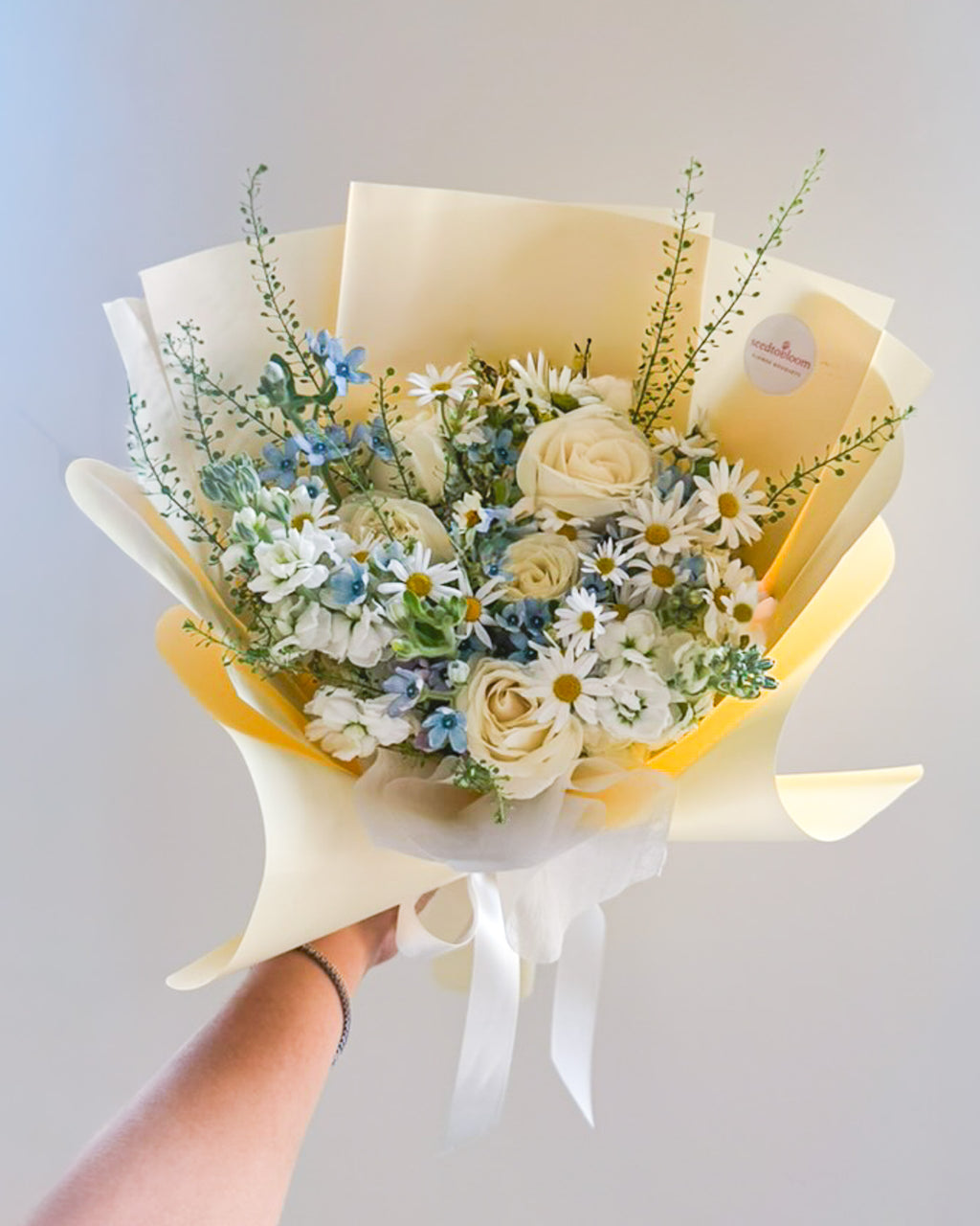 Endless Wonder | White Rose & Mini Daisy Bouquet
