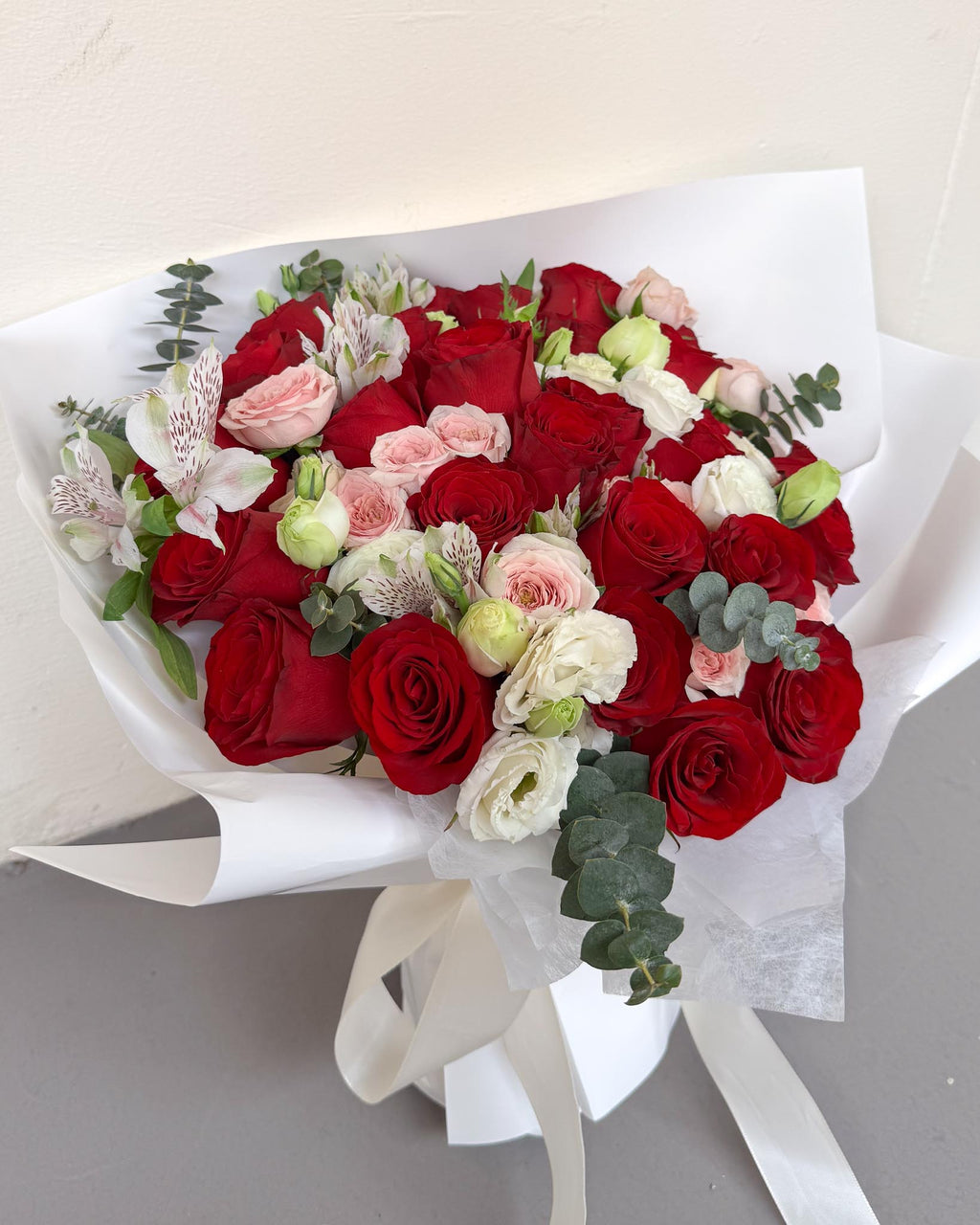 Devotion | XL Red Rose & Pink Mini Roses Bouquet